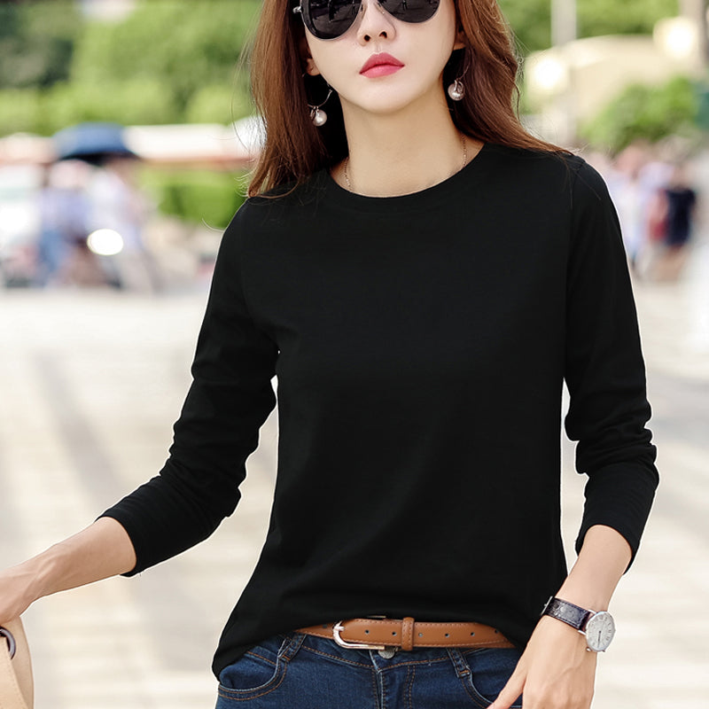 long-sleeved T-shirt