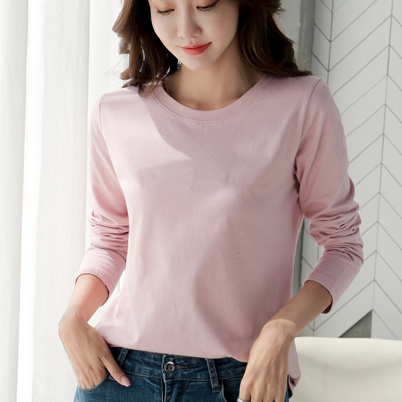 long-sleeved T-shirt